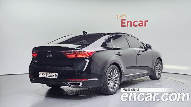 Kia K7 2018 — photo 2