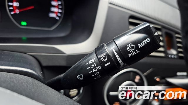 KG Mobility KORANDO 2015 — photo 19