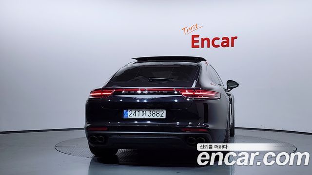 Porsche Panamera 2018 — photo 4