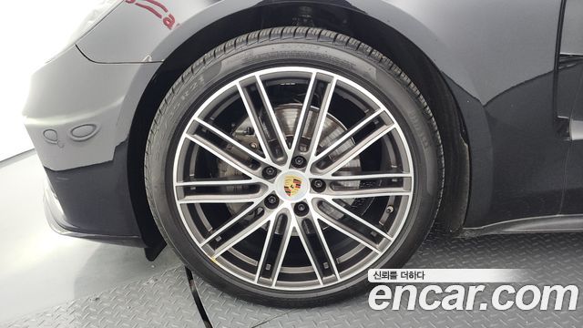 Porsche Panamera 2018 — photo 5