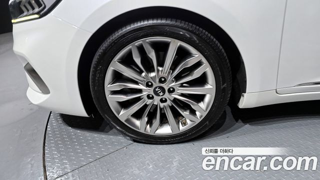 Kia K7 2020 — photo 5