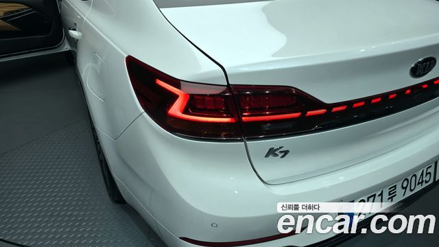 Kia K7 2020 — photo 9