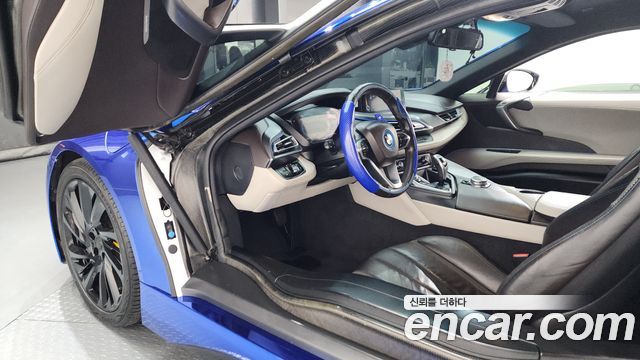 BMW i8 2015 — photo 10