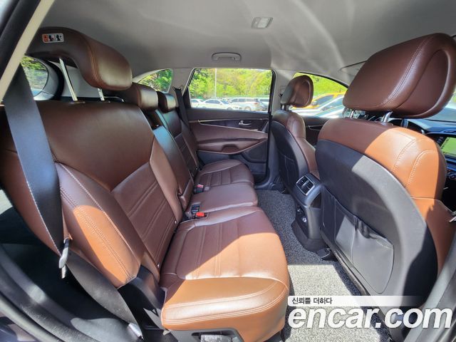Kia Sorento 2016 — photo 10