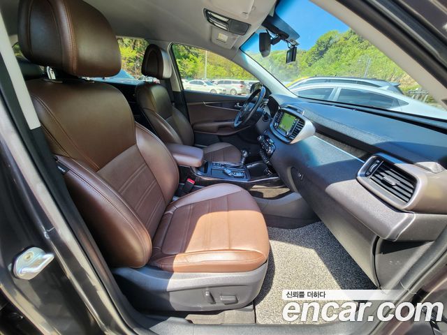 Kia Sorento 2016 — photo 11
