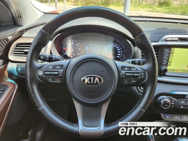 Kia Sorento 2016 — photo 12