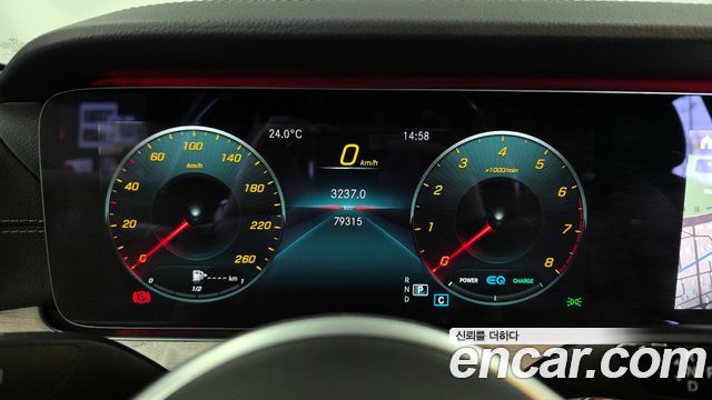 Mercedes-Benz CLS-Class 2021 — photo 11