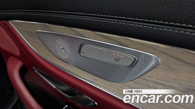 Mercedes-Benz CLS-Class 2021 — photo 25