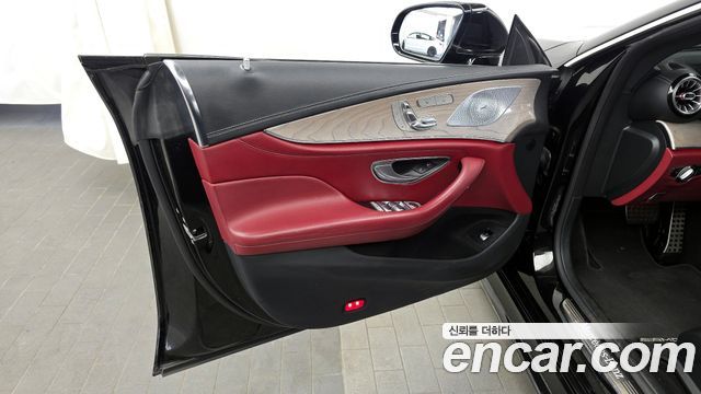 Mercedes-Benz CLS-Class 2021 — photo 14