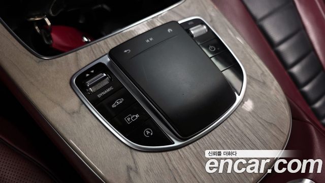 Mercedes-Benz CLS-Class 2021 — photo 33