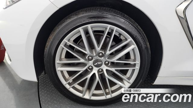 Genesis G70 2019 — photo 5