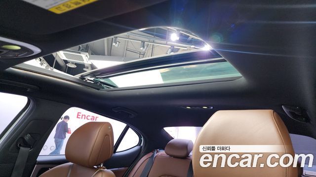 Genesis G70 2019 — photo 25