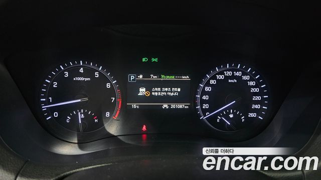 Genesis G80 2017 — photo 8