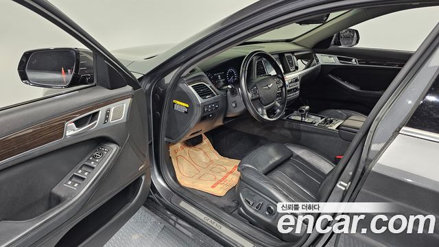 Genesis G80 2017 — photo 10