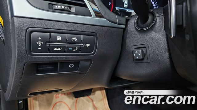Genesis G80 2017 — photo 14
