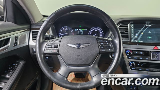 Genesis G80 2017 — photo 15