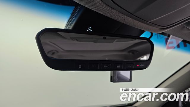 Genesis G80 2017 — photo 19