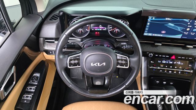 Kia Canival 2023 — photo 19