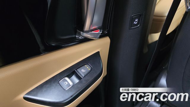 Kia Canival 2023 — photo 23