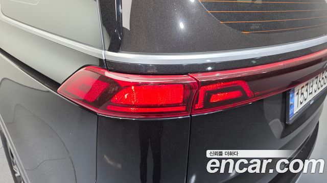 Kia Canival 2023 — photo 9