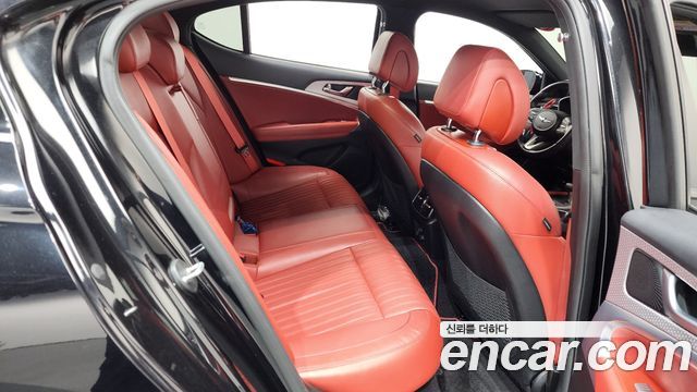 Genesis G70 2021 — photo 29