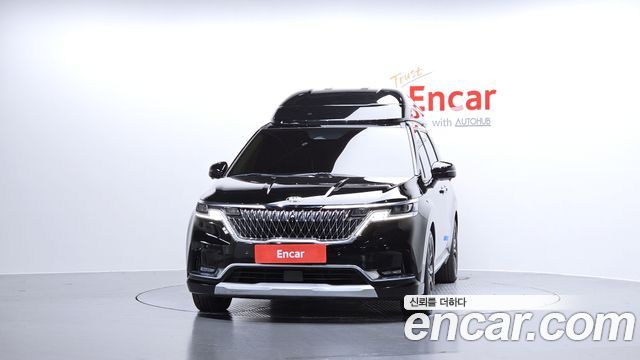 Kia Canival 2021 — photo 3