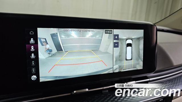 Kia Canival 2021 — photo 22