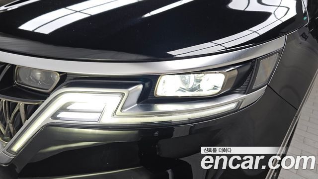 Kia Canival 2021 — photo 8