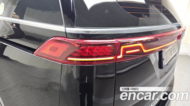 Kia Canival 2021 — photo 9