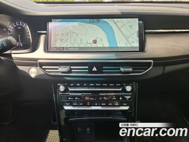 Kia K7 2020 — photo 12