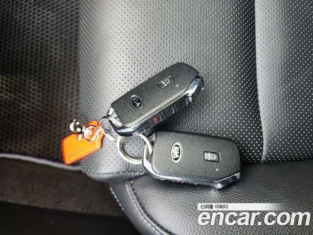 Kia K7 2020 — photo 17