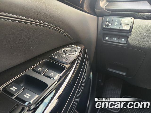 Kia K7 2020 — photo 19