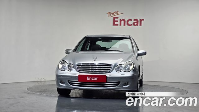 Mercedes-Benz C-Class 2006 — photo 3