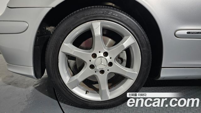 Mercedes-Benz C-Class 2006 — photo 5