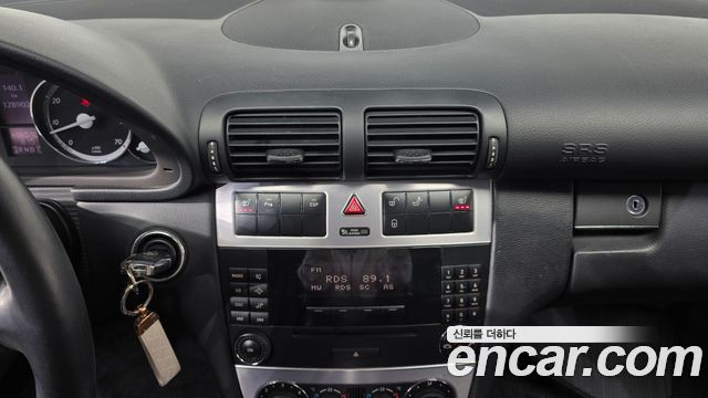Mercedes-Benz C-Class 2006 — photo 13