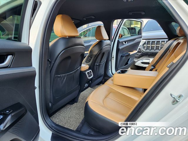 Kia K5 2021 — photo 12