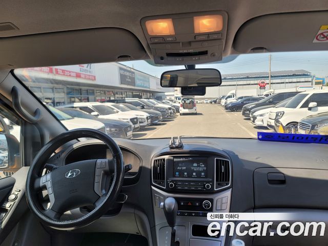 Hyundai Starex 2021 — photo 9
