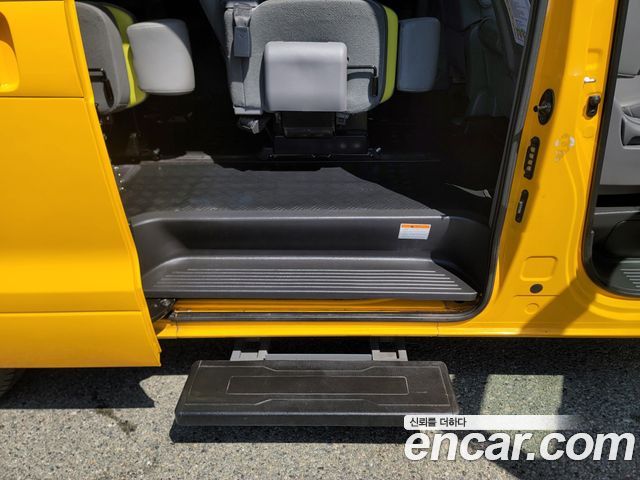 Hyundai Starex 2021 — photo 17