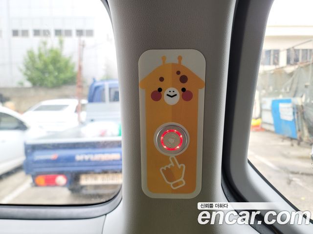 Hyundai Starex 2021 — photo 18