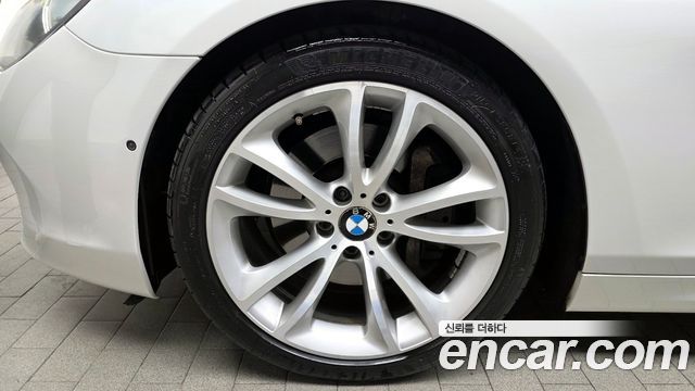 BMW 6-Series 2012 — photo 5