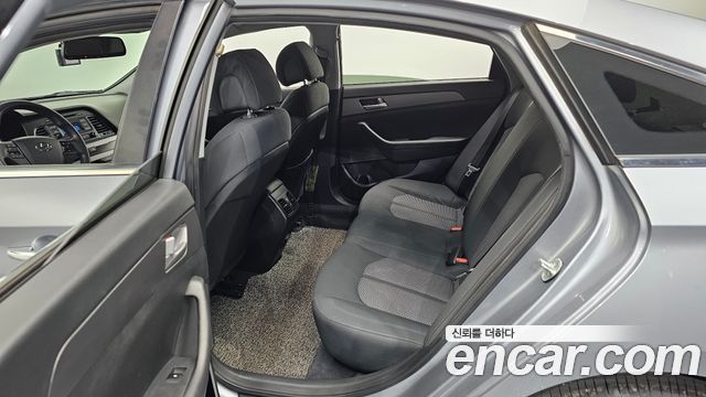 Hyundai Sonata 2015 — photo 17