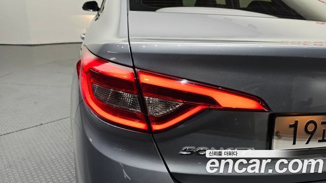 Hyundai Sonata 2015 — photo 9