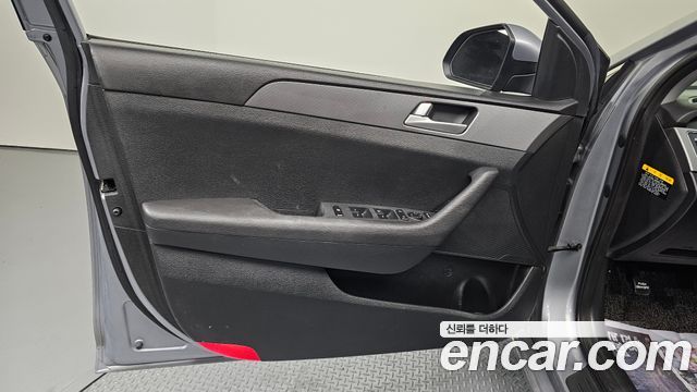 Hyundai Sonata 2015 — photo 14