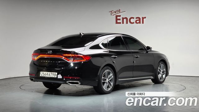 Hyundai Grandeur 2019 — photo 2