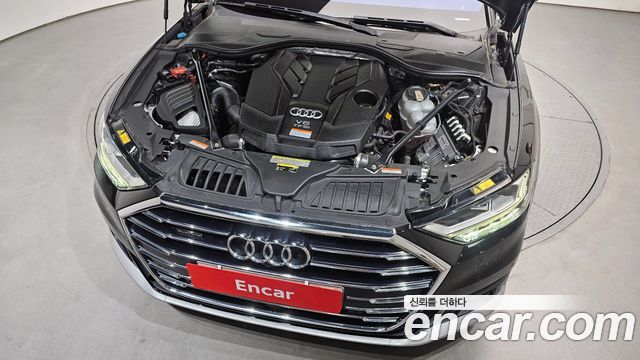 Audi A8 2020 — photo 6