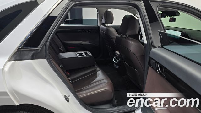 Hyundai Grandeur 2023 — photo 17