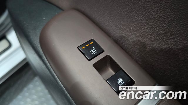 Hyundai Grandeur 2023 — photo 24