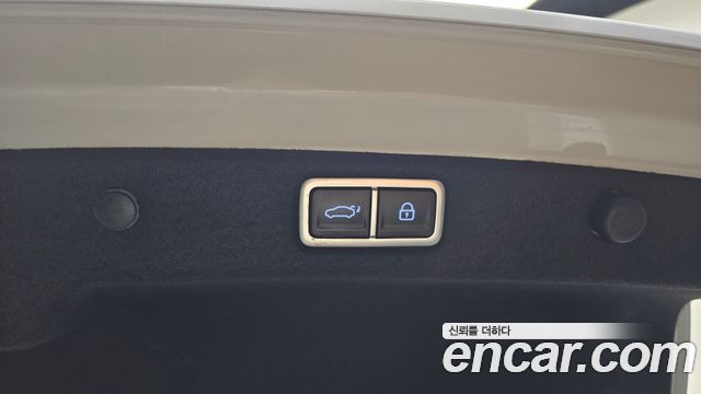 Hyundai Grandeur 2023 — photo 32