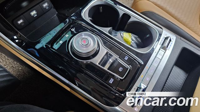 Kia Canival 2023 — photo 12