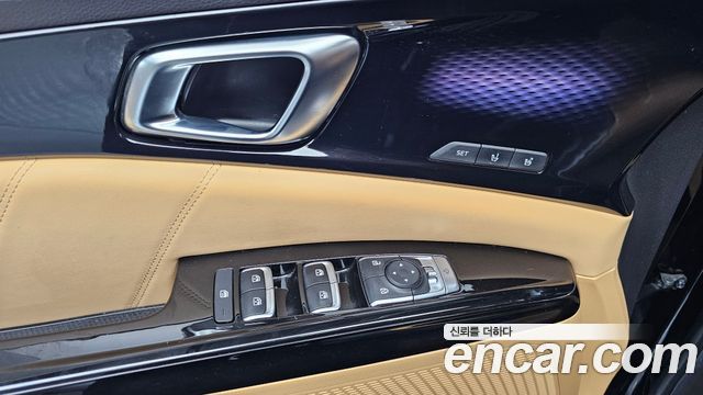 Kia Canival 2023 — photo 20